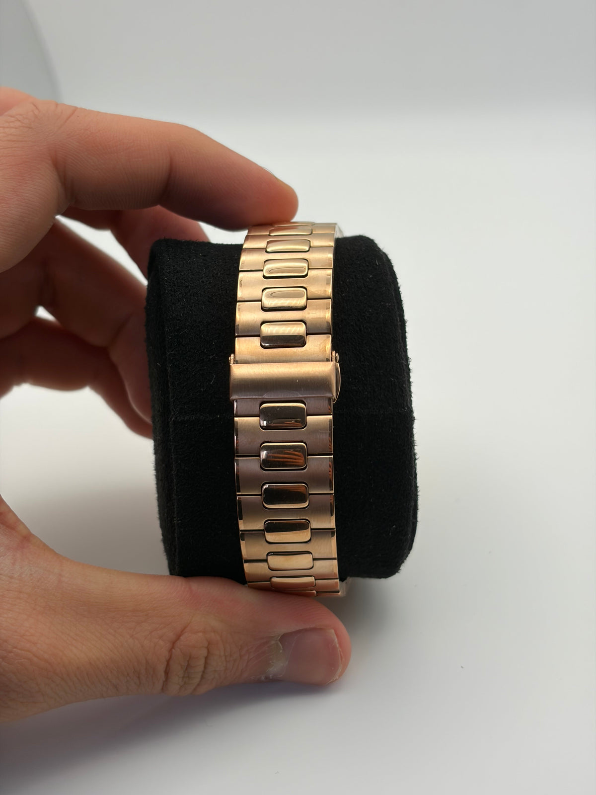 Nautilus Style · Rose Gold & Blue