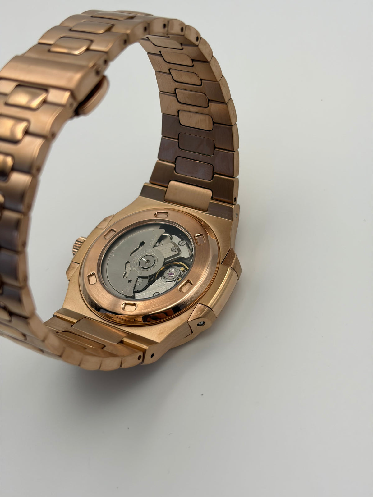 Nautilus Style · Rose Gold & Blue