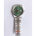 Land-Dweller Style · Dark Green Honeycomb